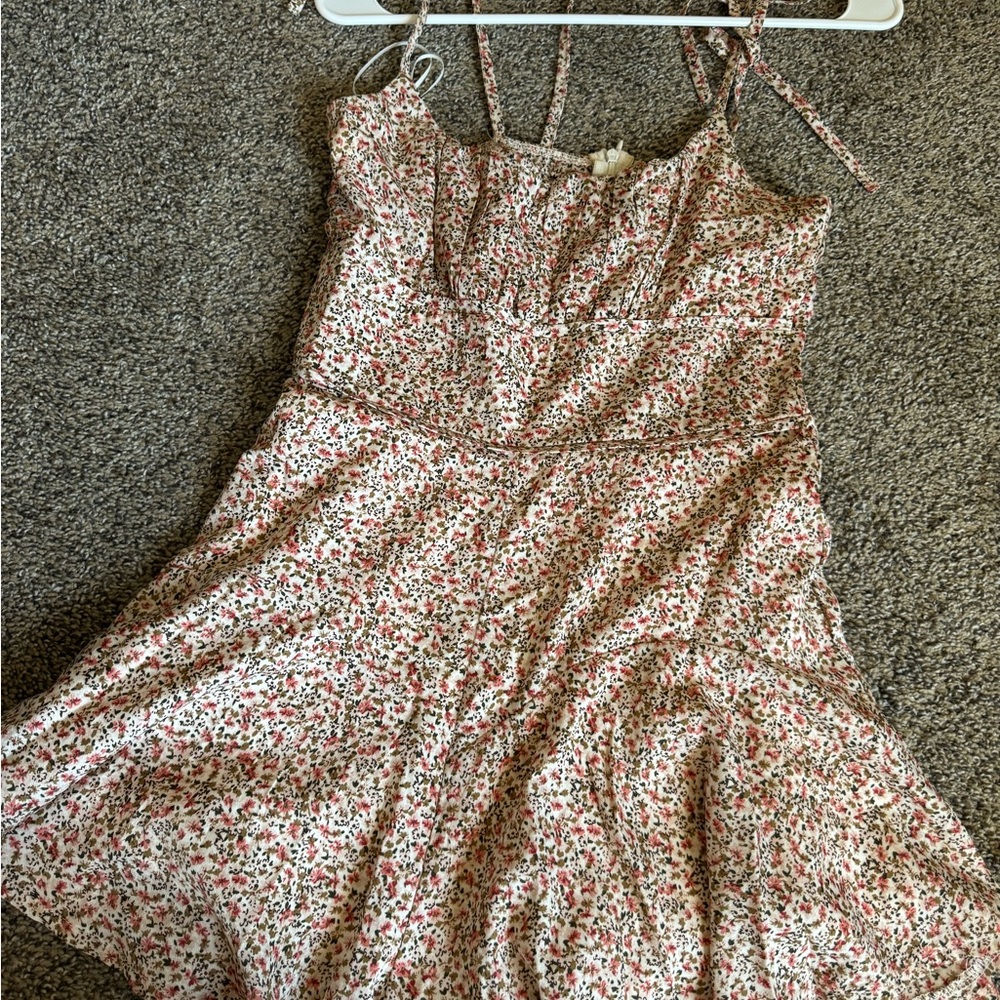 Princess Polly romper - Picture 2 of 3